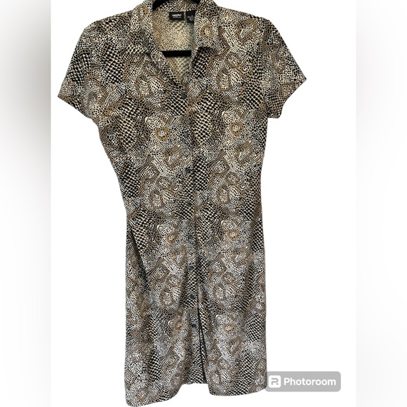 Snake print button up dress - Picture 1 of 3